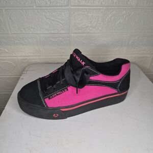 Airwalk Women's Vibrant Pink and Black Sneakers